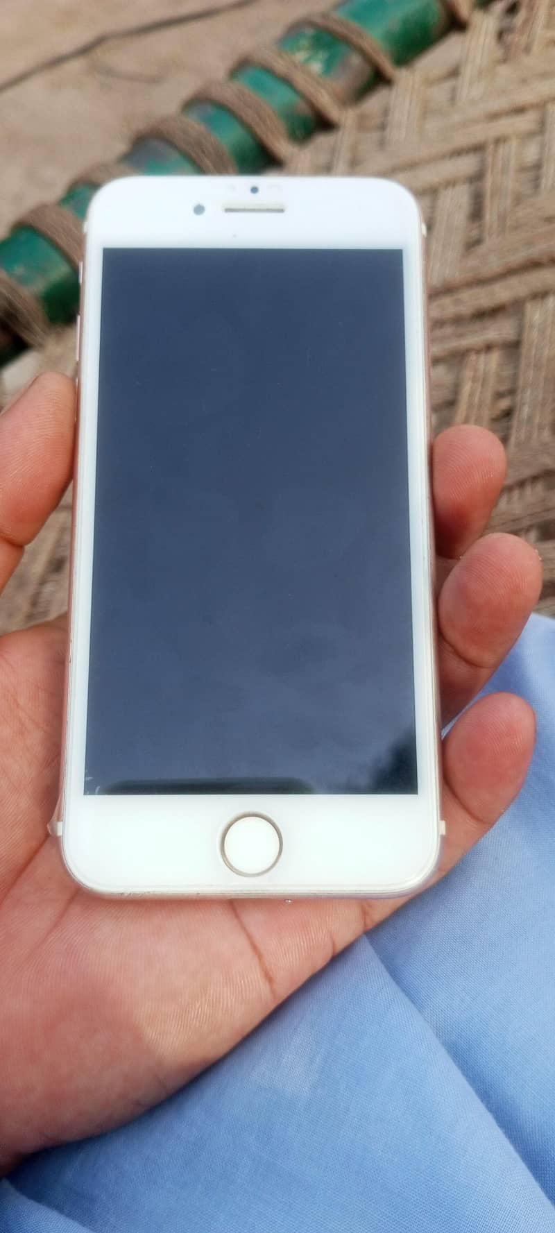 Apple iPhone 7 6