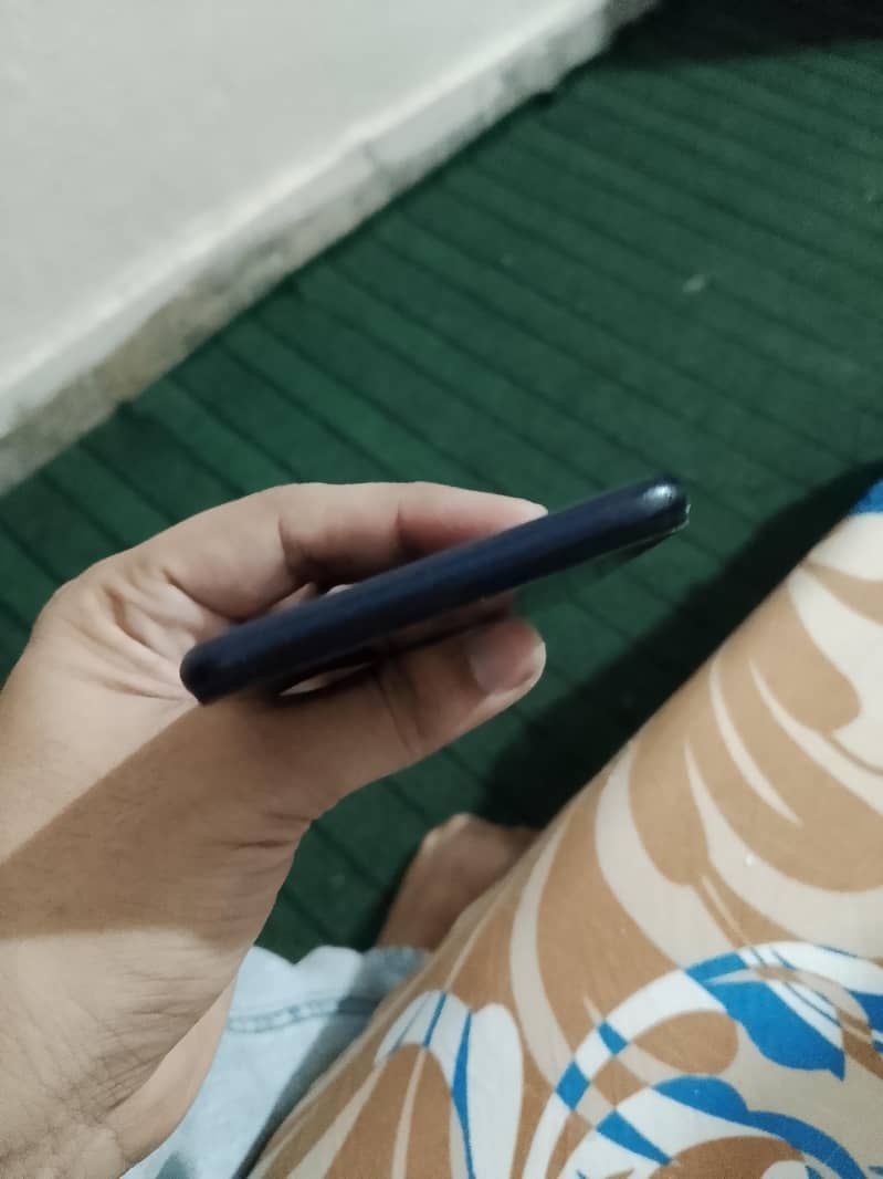 OPPO A3s 1