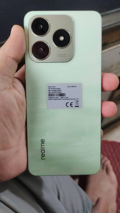 Realme C63