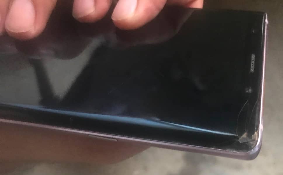 Samsung Mobile Note 9 4
