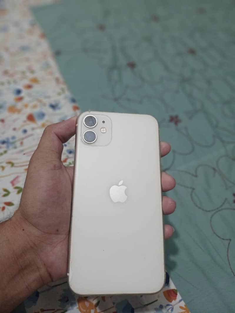 Apple iPhone 11 2