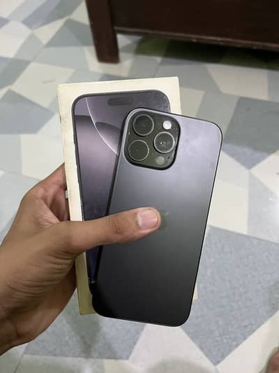 Apple iPhone 16 Pro Max