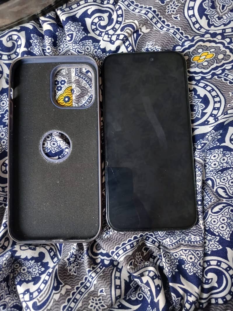 Apple iPhone 14 Pro Max 2