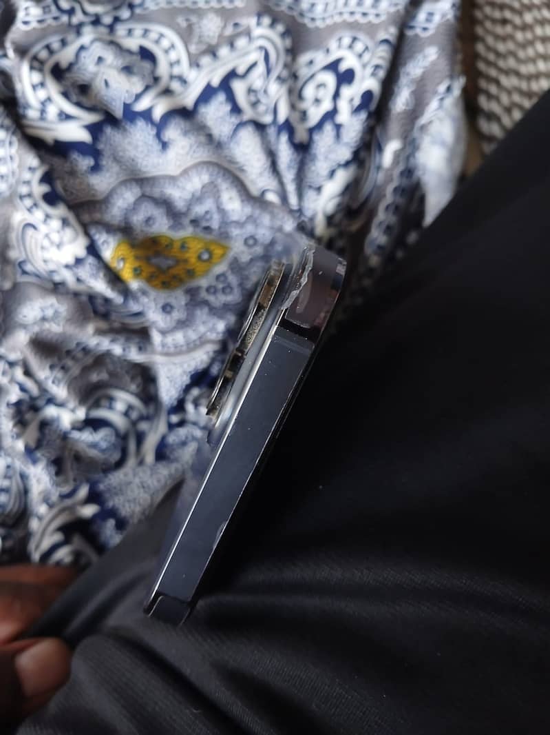 Apple iPhone 14 Pro Max 3