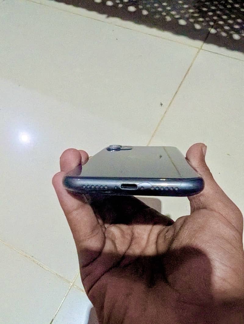 Apple iPhone 11 2