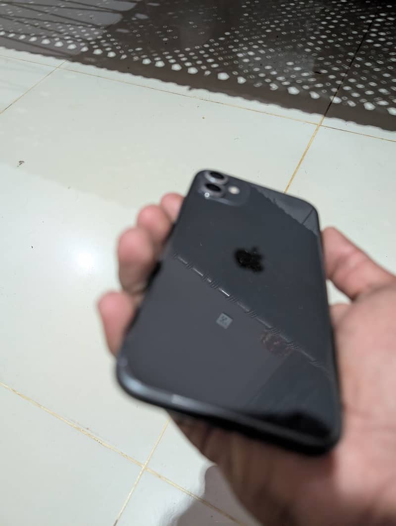 Apple iPhone 11 5