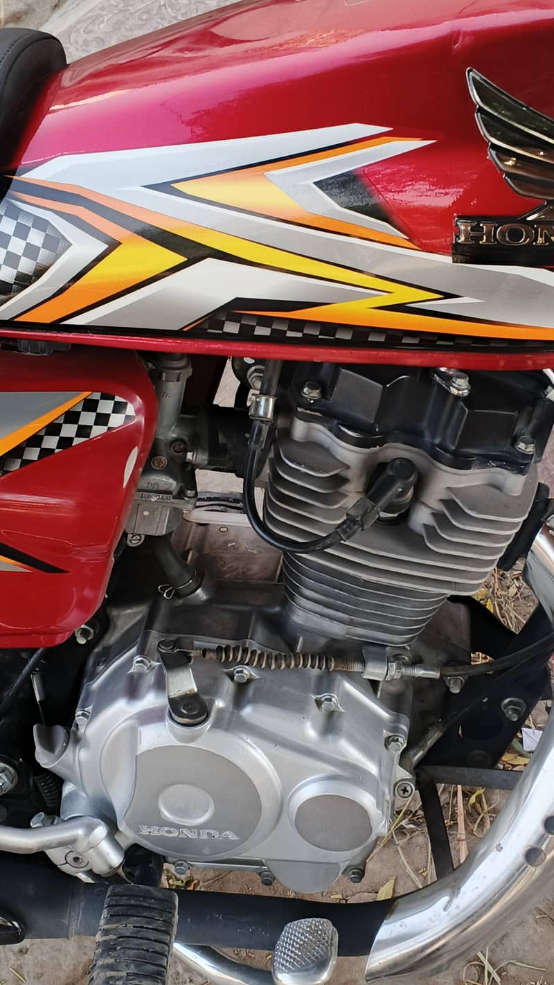 Hound 125 1