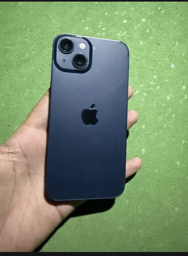 Apple iPhone 13 0