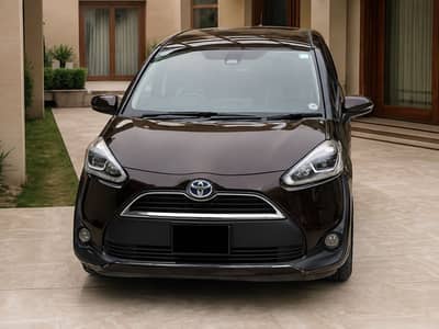 Toyota Sienta G Hybrid 7 Seater 2 door Auto