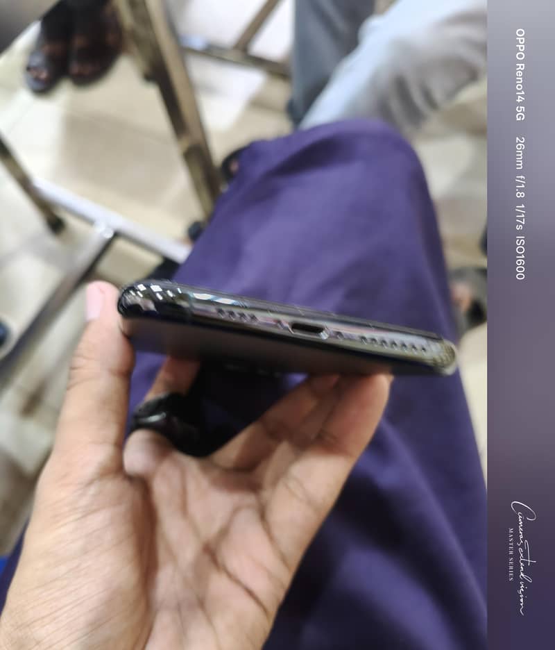 Apple iPhone 11 Pro 5