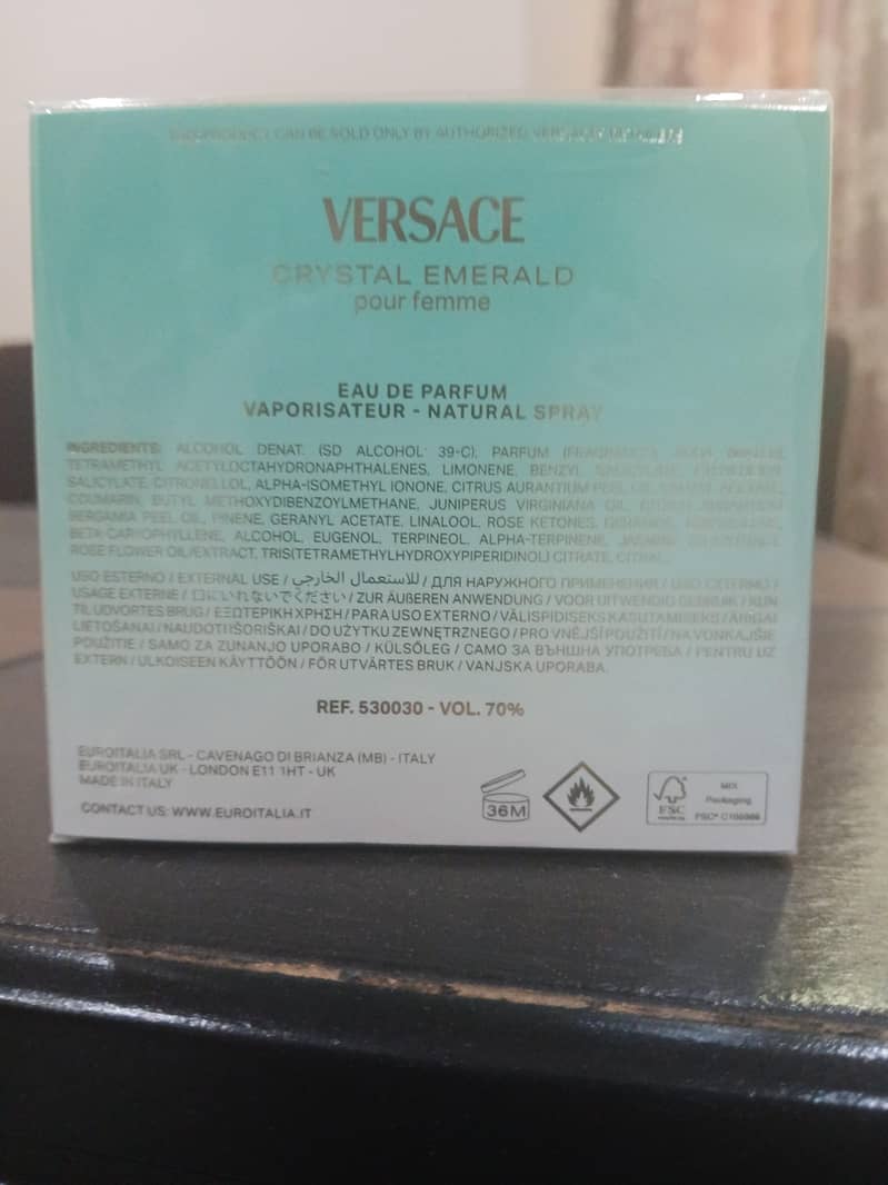 versace crystal emerald 1