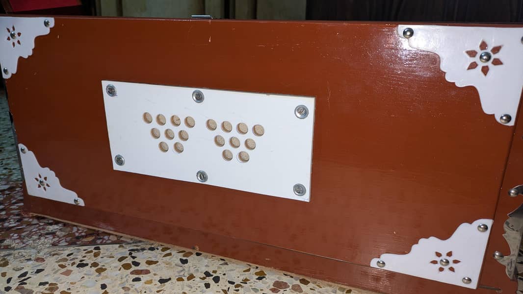 ns harmonium 4