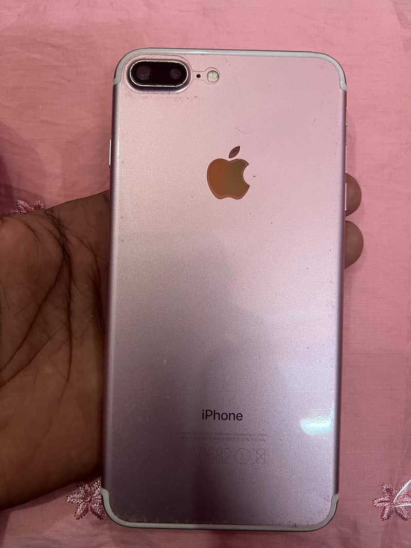 Apple iPhone 7 Plus 0