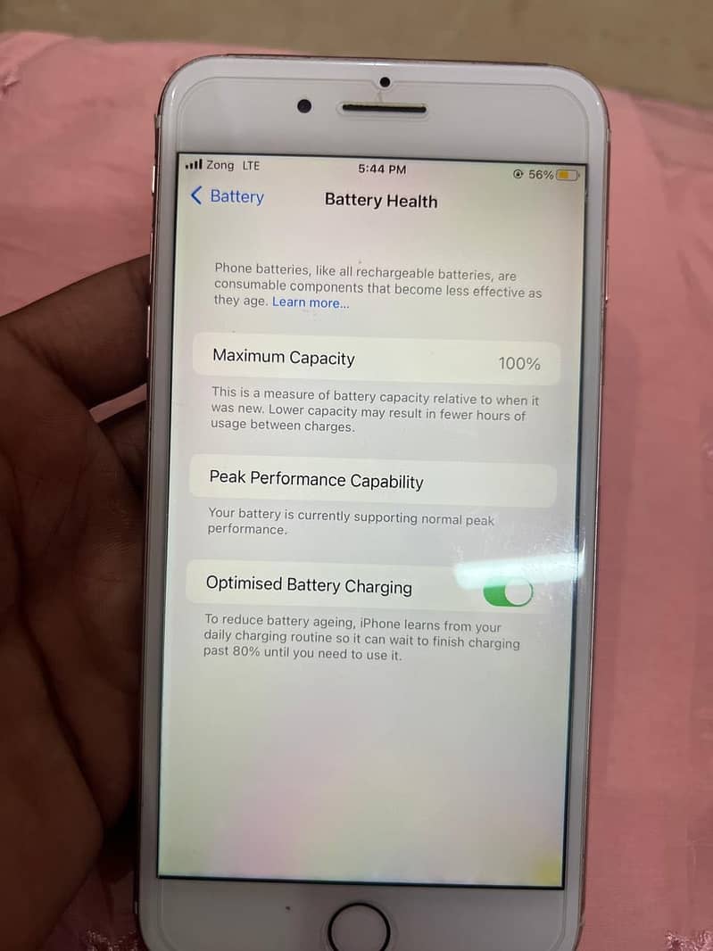 Apple iPhone 7 Plus 6