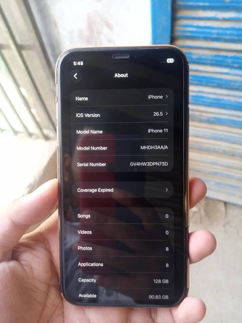 Apple iPhone 11 4
