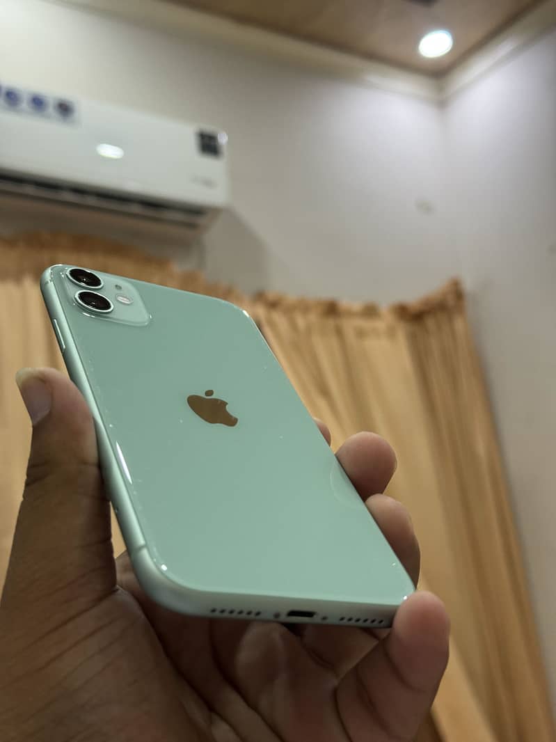Apple iPhone 11 9
