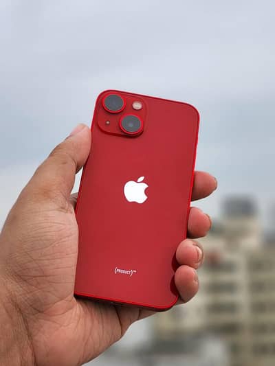 Apple iPhone 13