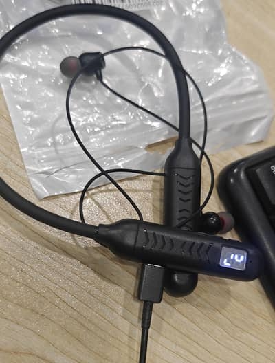 Brand New Wireless Bluetooth Neckband Headphones