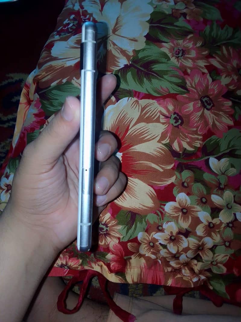 google pixel 7a 4