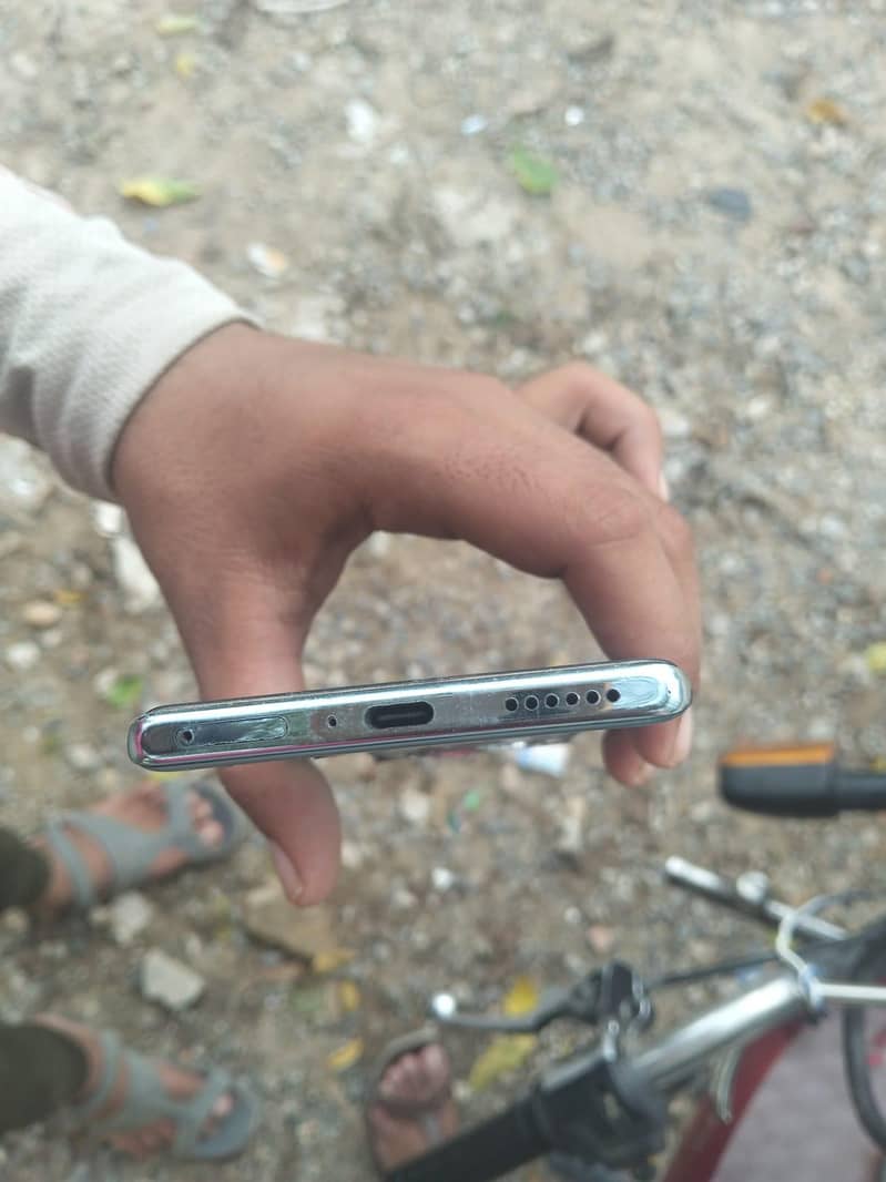 Infinix Zero 40 6