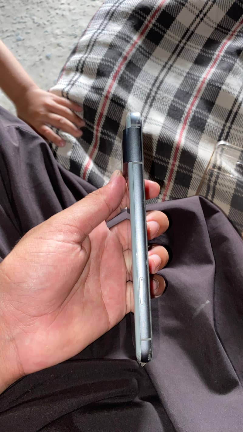 Google Pixel 8 7