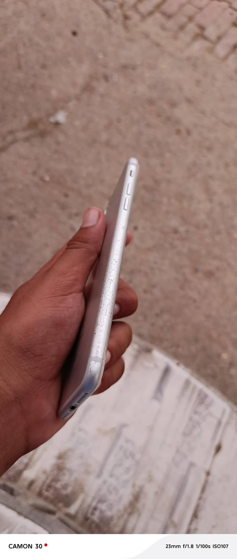 Apple iPhone 7 Plus 3
