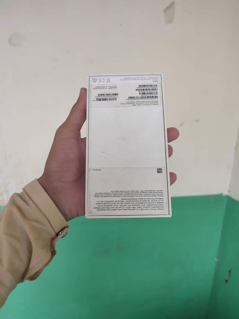 Apple iPhone 12 12