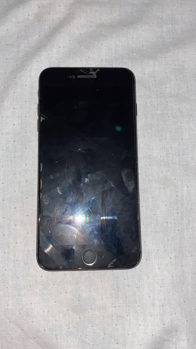 Apple iPhone 7 Plus 1