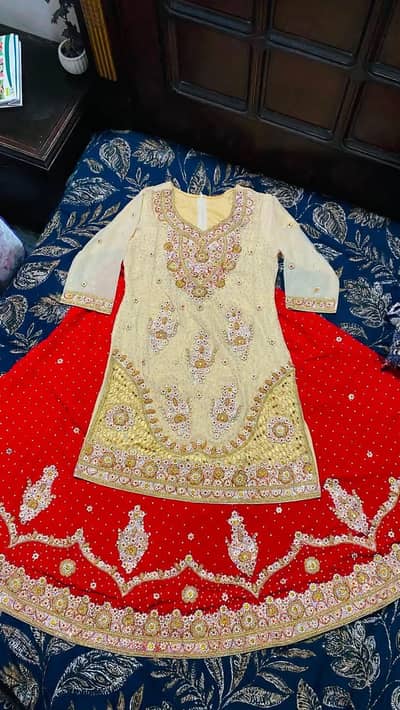 Heavy Bridal Lehenga in Excellent Condition (Bridal Wear)