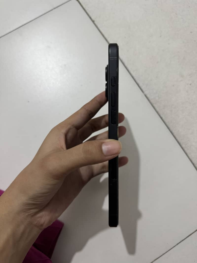 Apple iPhone 16 Plus 2