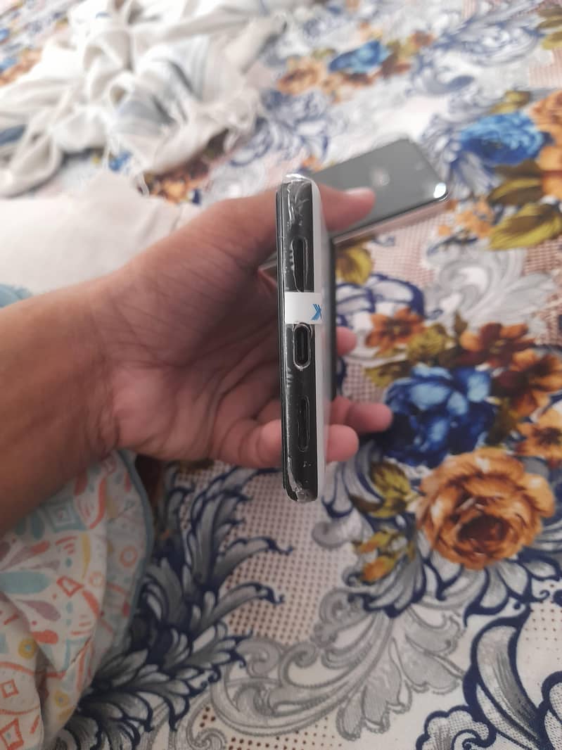 google pixel 6 4