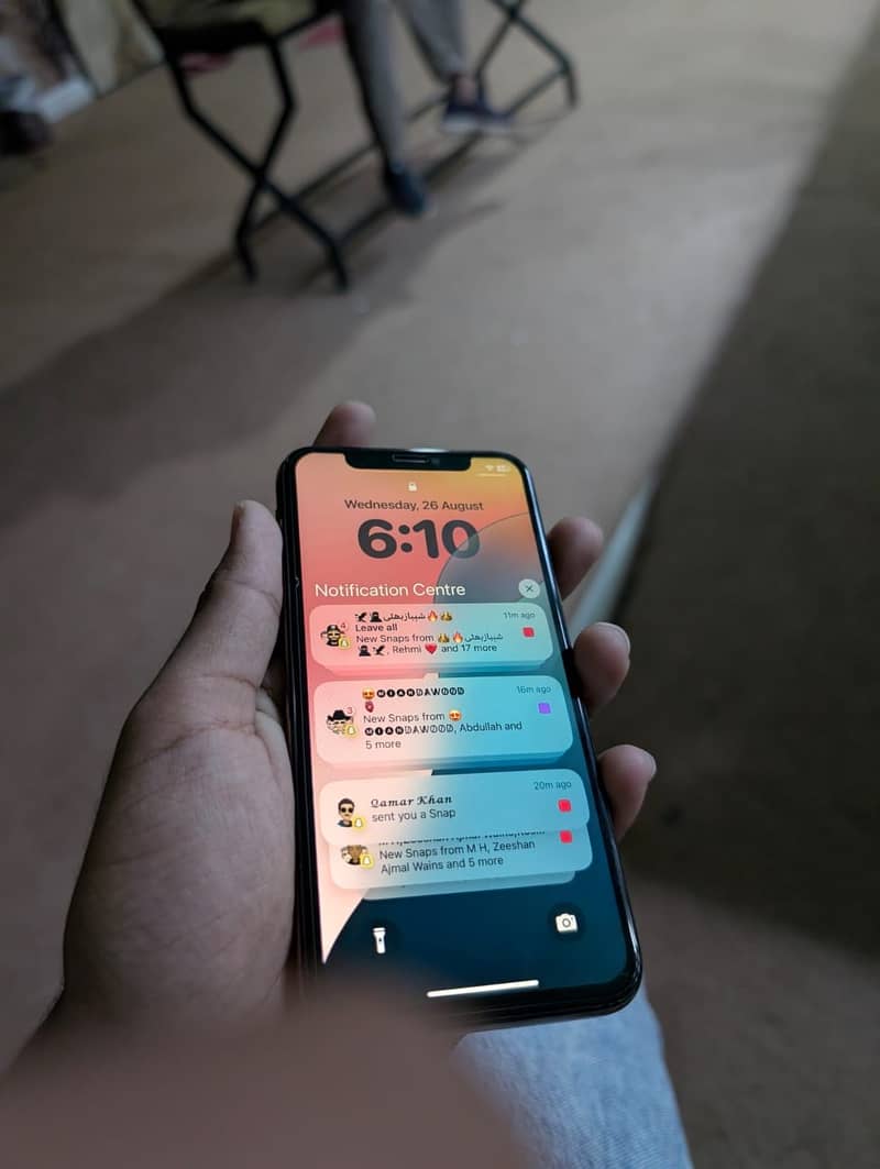 Apple iPhone XS 1