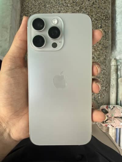 Apple iPhone 15 Pro Max
