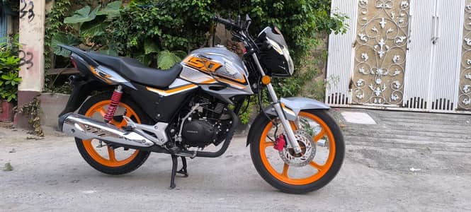 Honda CB 150 F use very carefully 2200
