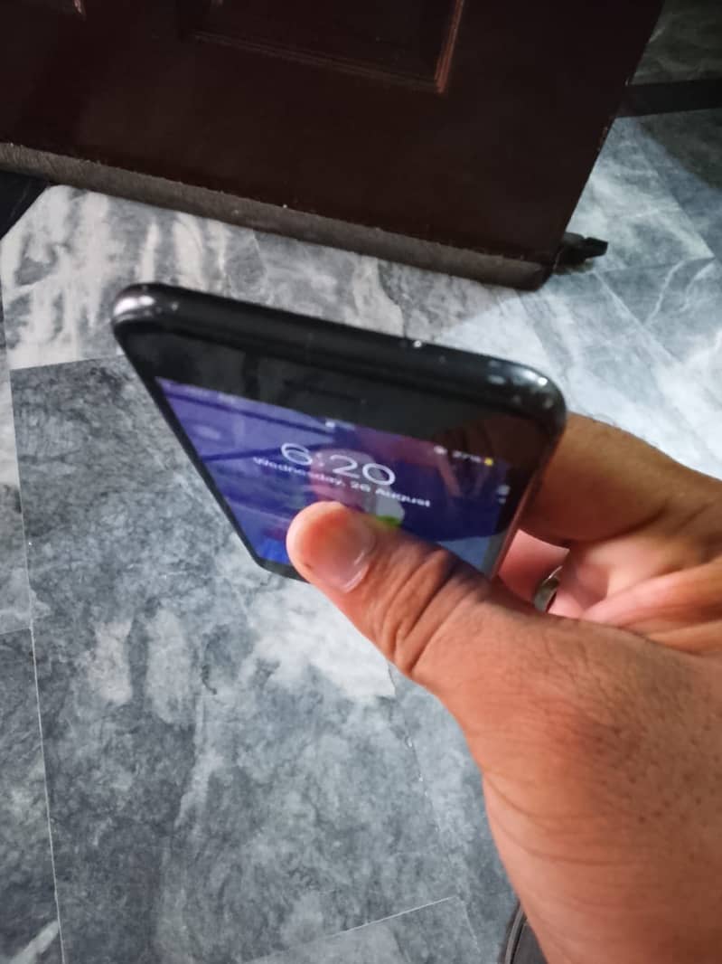 Apple iPhone 7 1
