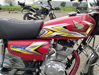 Honda CG 125| Genuine Bike with original milage| Buy and ride.