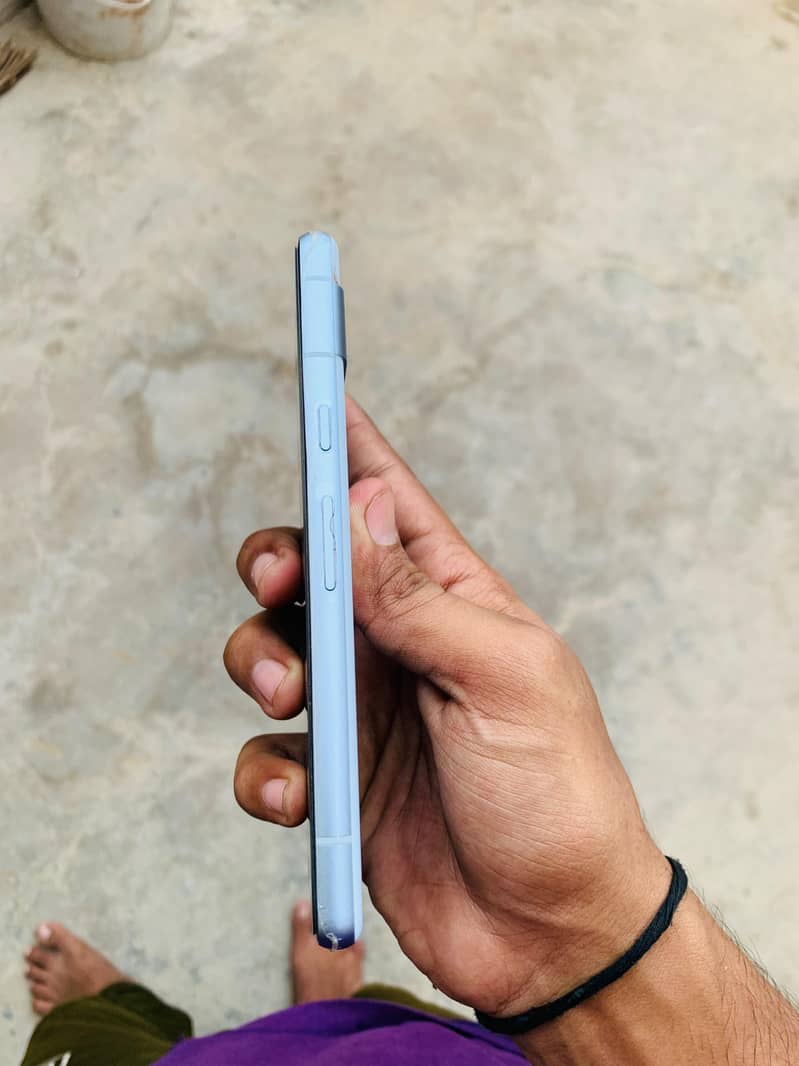Google Pixel 7a 3