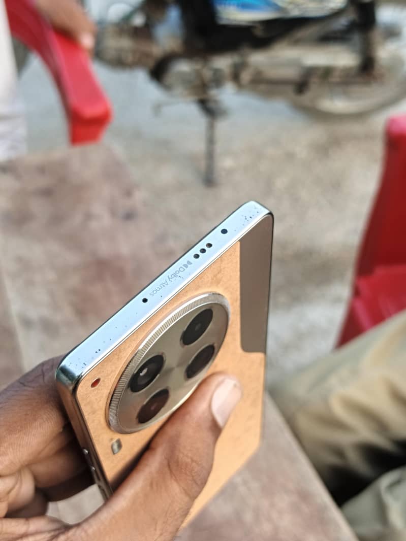 Tecno CAMON 30 4
