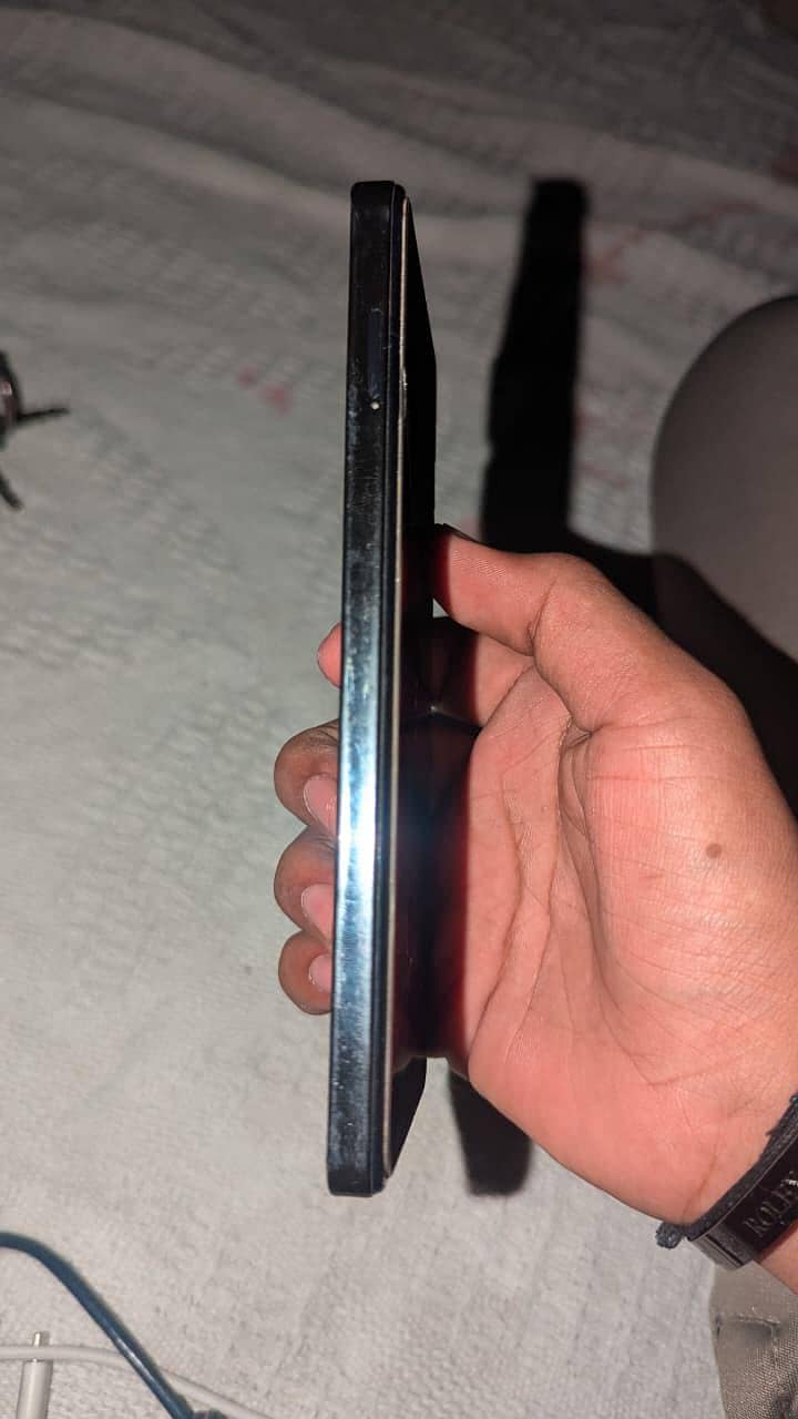 Infinix Note 30 4