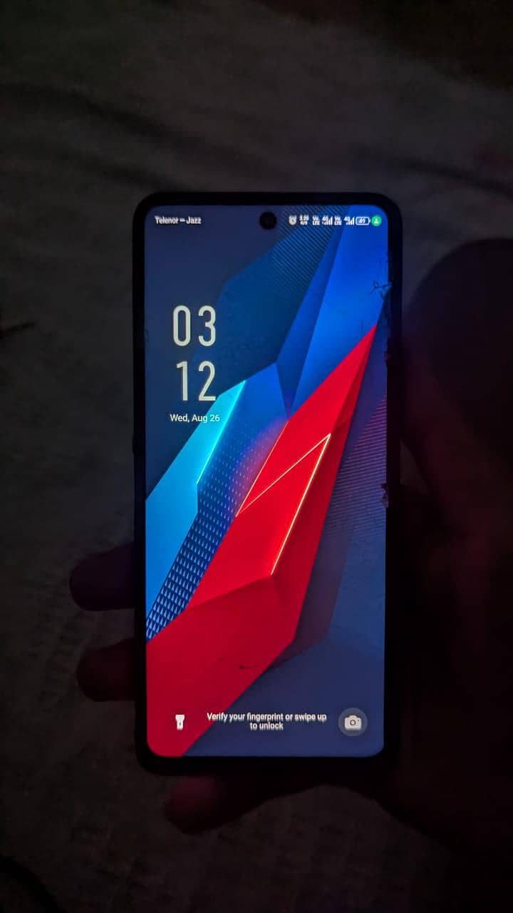 Infinix Note 30 8