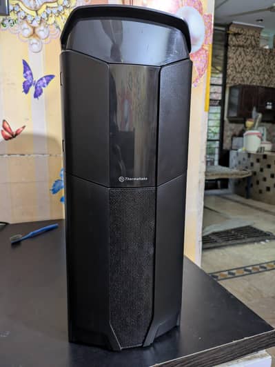 ThermalTake Gaming PC case