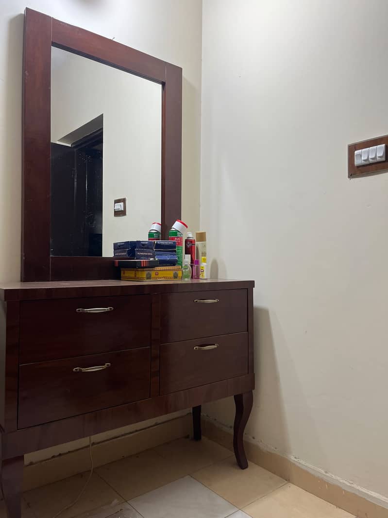 Solid Wood Double Bed+Dressing Table With Mirror 1