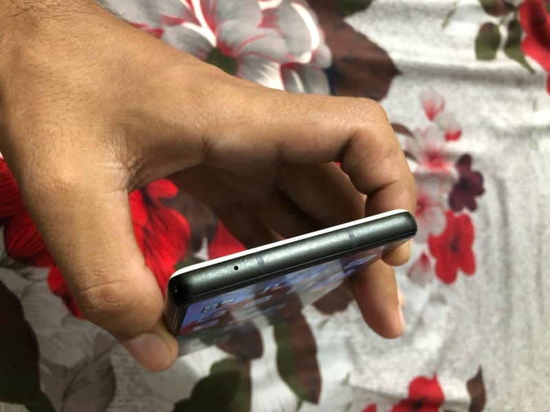 Google Pixel 6a 3