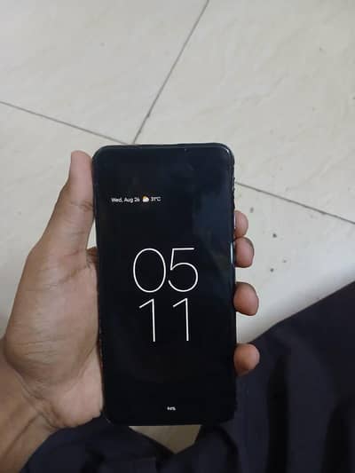 pixel 4a (5g) 10/10 condition 6/128 AMOLED 6'2