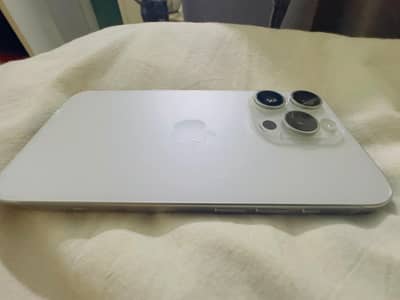 Apple iPhone 15 Pro white titanium 128gb