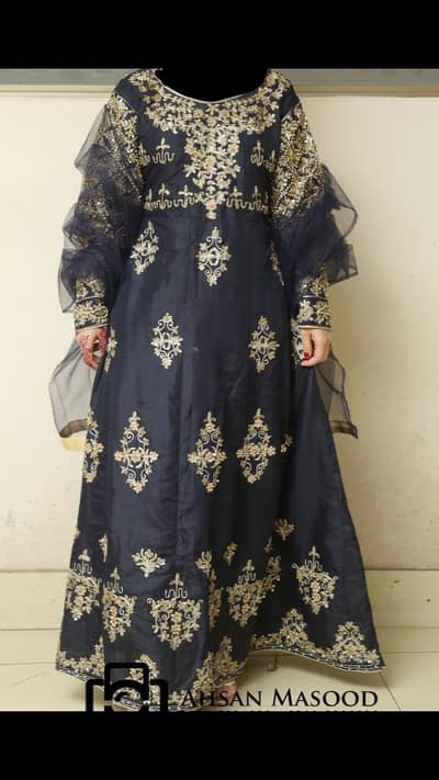 Navy Blue & Golden Embroidered Formal Dress – Size 40
