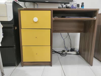 Study and computer table