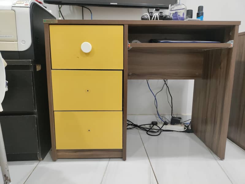 Study and computer table 0