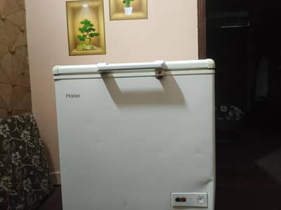 selling Haier deepfreezer 1 door