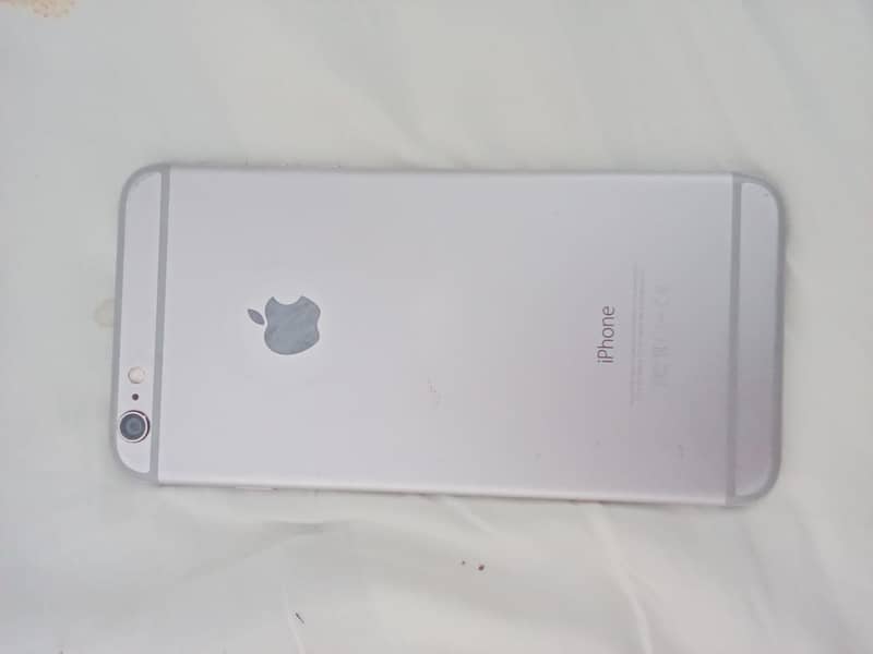 Apple iPhone 6 Plus 0
